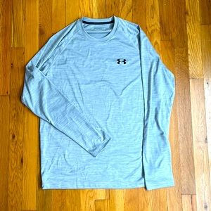 Mens Under Armour long sleeve tee shirt